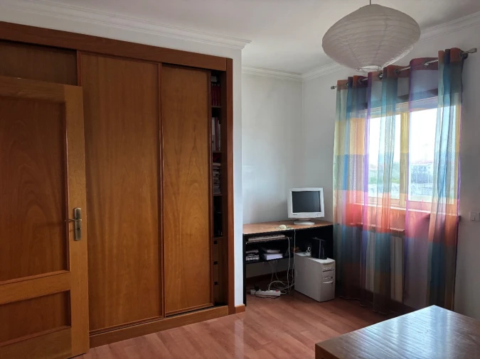 Apartamento T5 para Venda em Leiria Foto 3