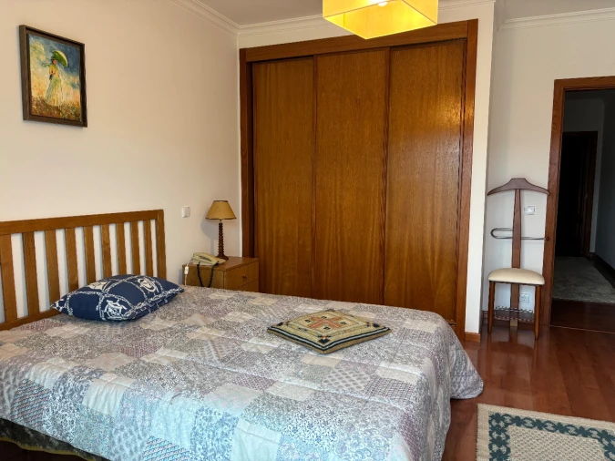Apartamento T5 para Venda em Leiria Foto 13