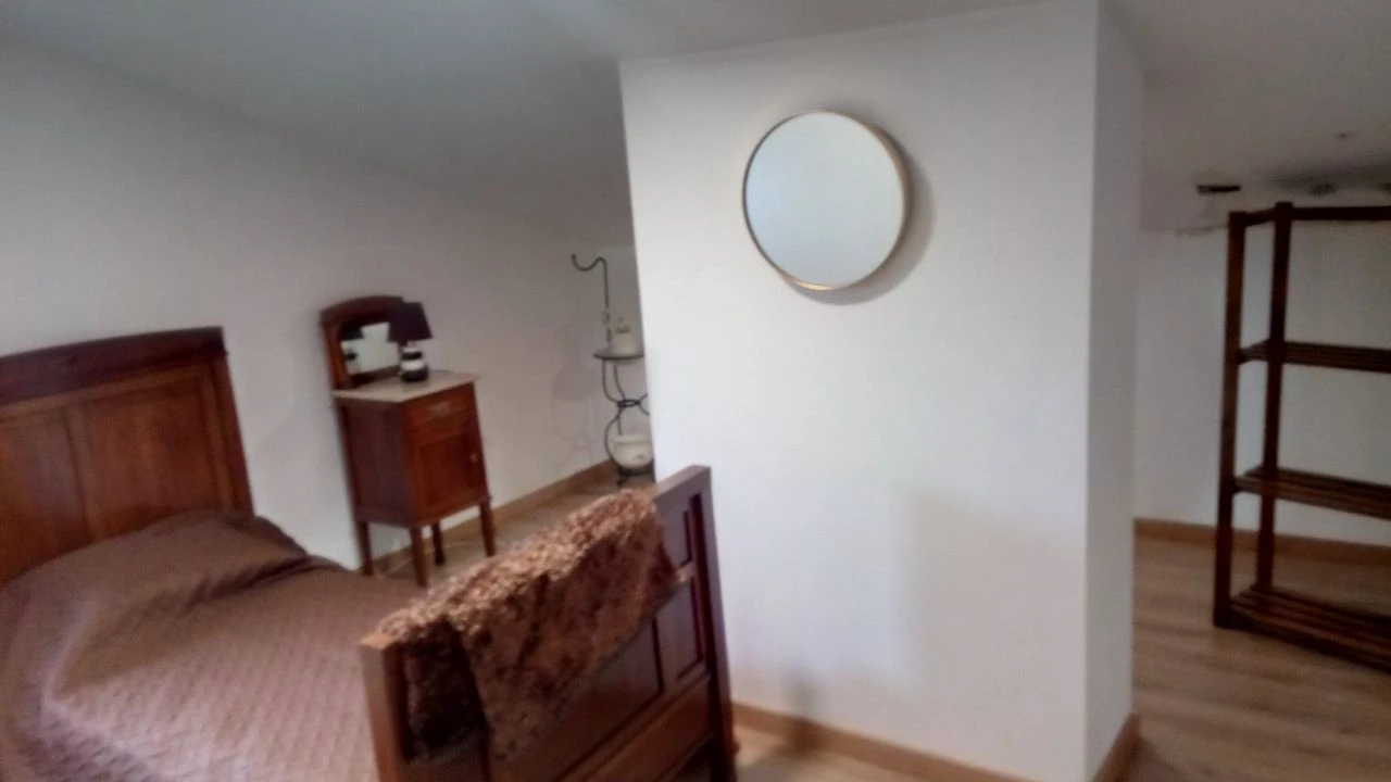 Quarto para Arrendamento em Azueira Foto 13