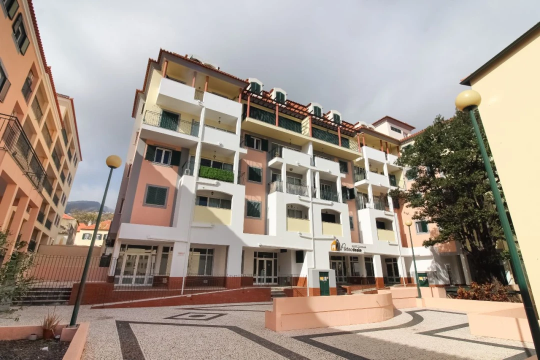 Apartamento T2 para Venda em Funchal Foto 4