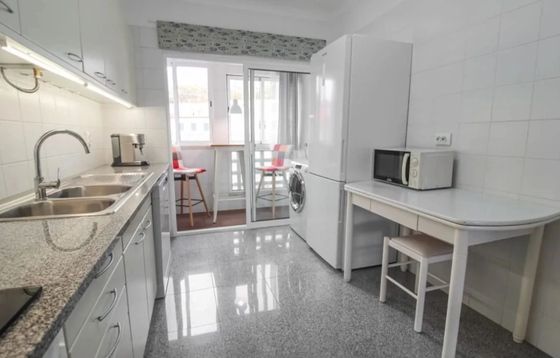 Apartamento T2 para Venda em Funchal Foto 20
