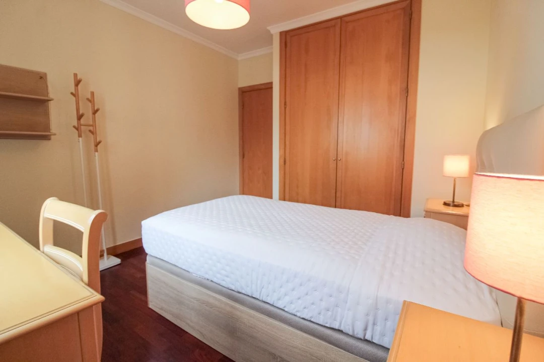 Apartamento T2 para Venda em Funchal Foto 29