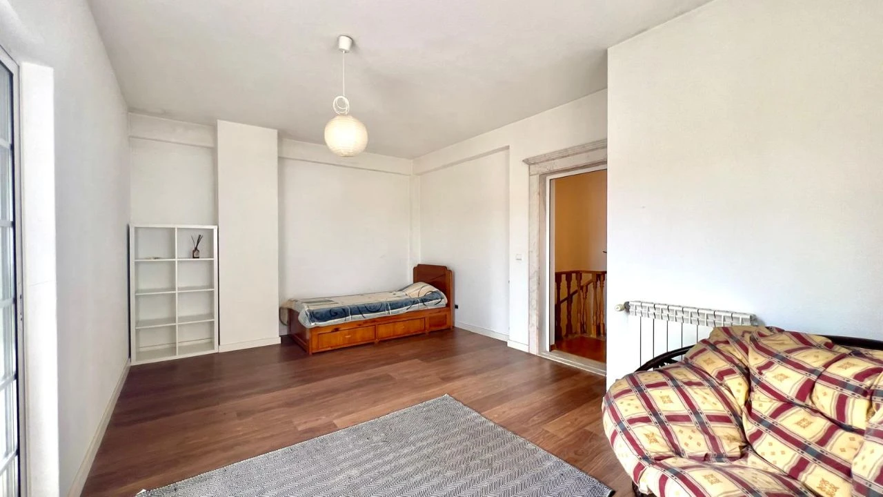 Moradia T3 para Venda em Charneca de Caparica Foto 8