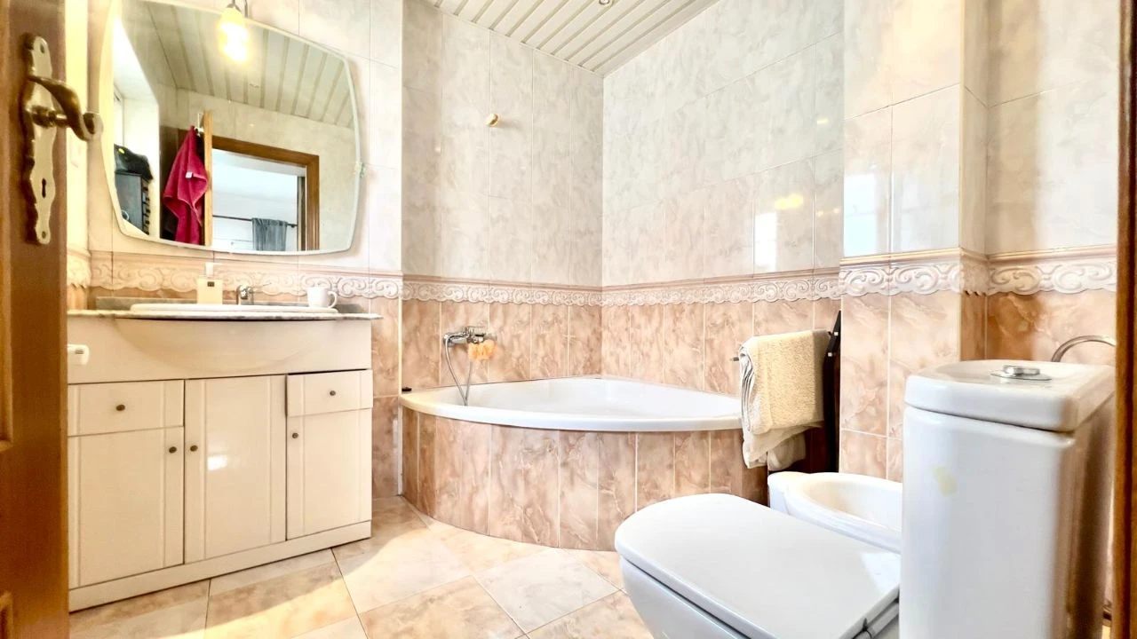 Moradia T3 para Venda em Charneca de Caparica Foto 11