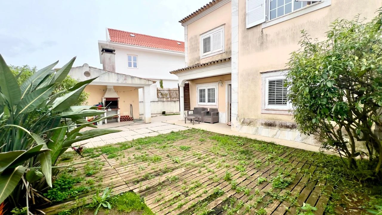 Moradia T3 para Venda em Charneca de Caparica Foto 12
