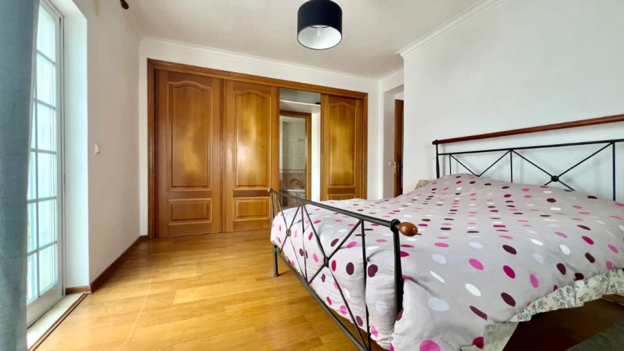 Moradia T3 para Venda em Charneca de Caparica Foto 10