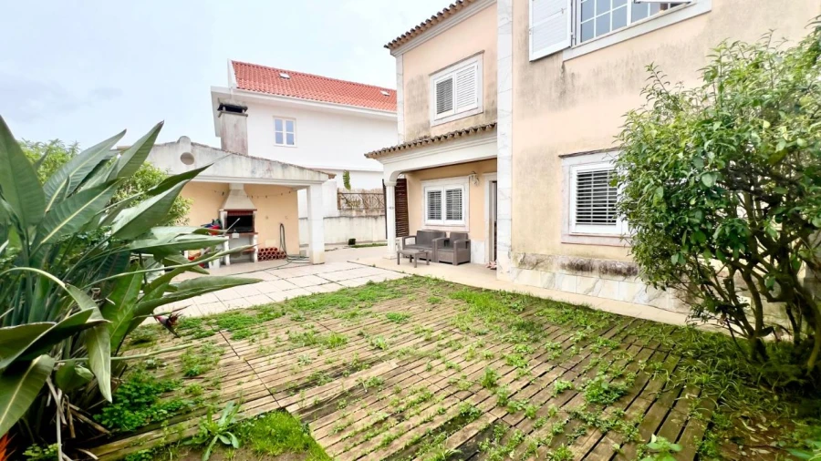 Moradia T3 para Venda em Charneca de Caparica Foto 12