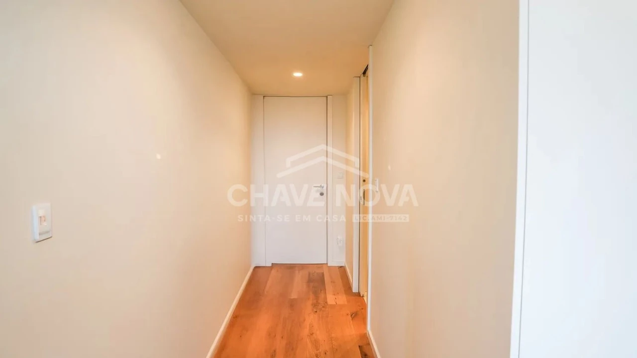 Apartamento T2 para Venda em Vila Nova de Gaia Foto 10