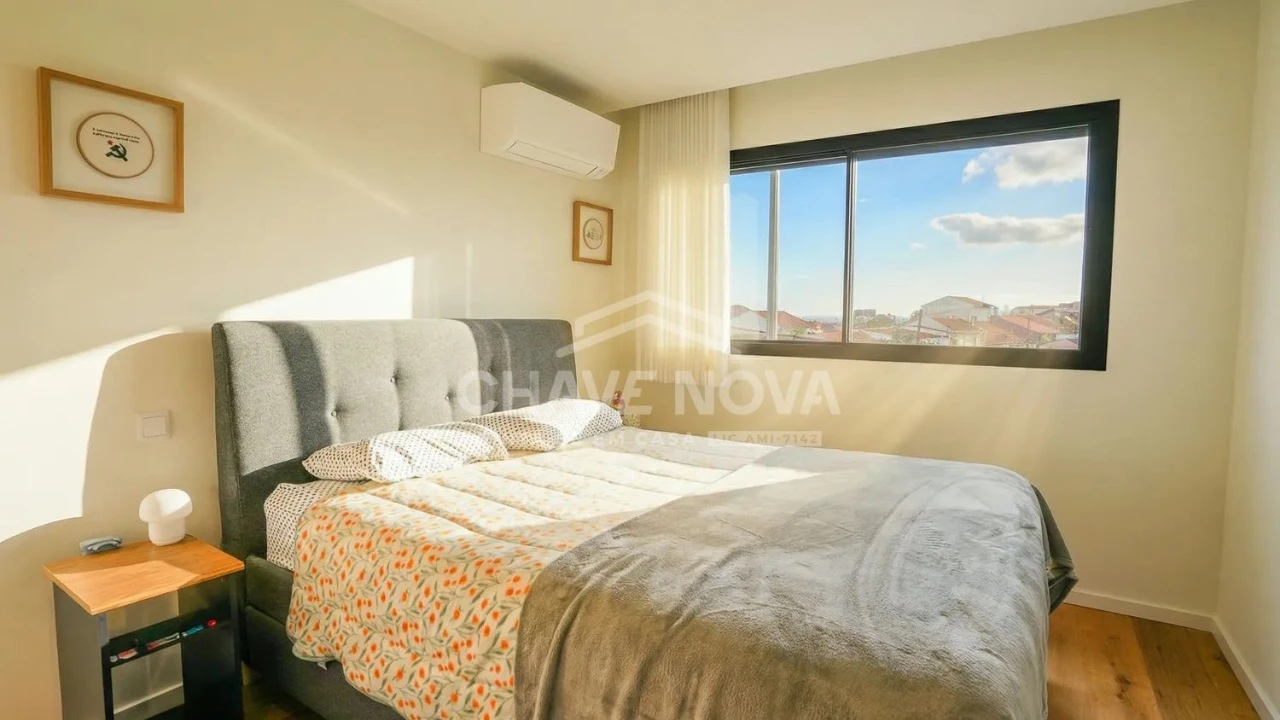 Apartamento T2 para Venda em Vila Nova de Gaia Foto 7