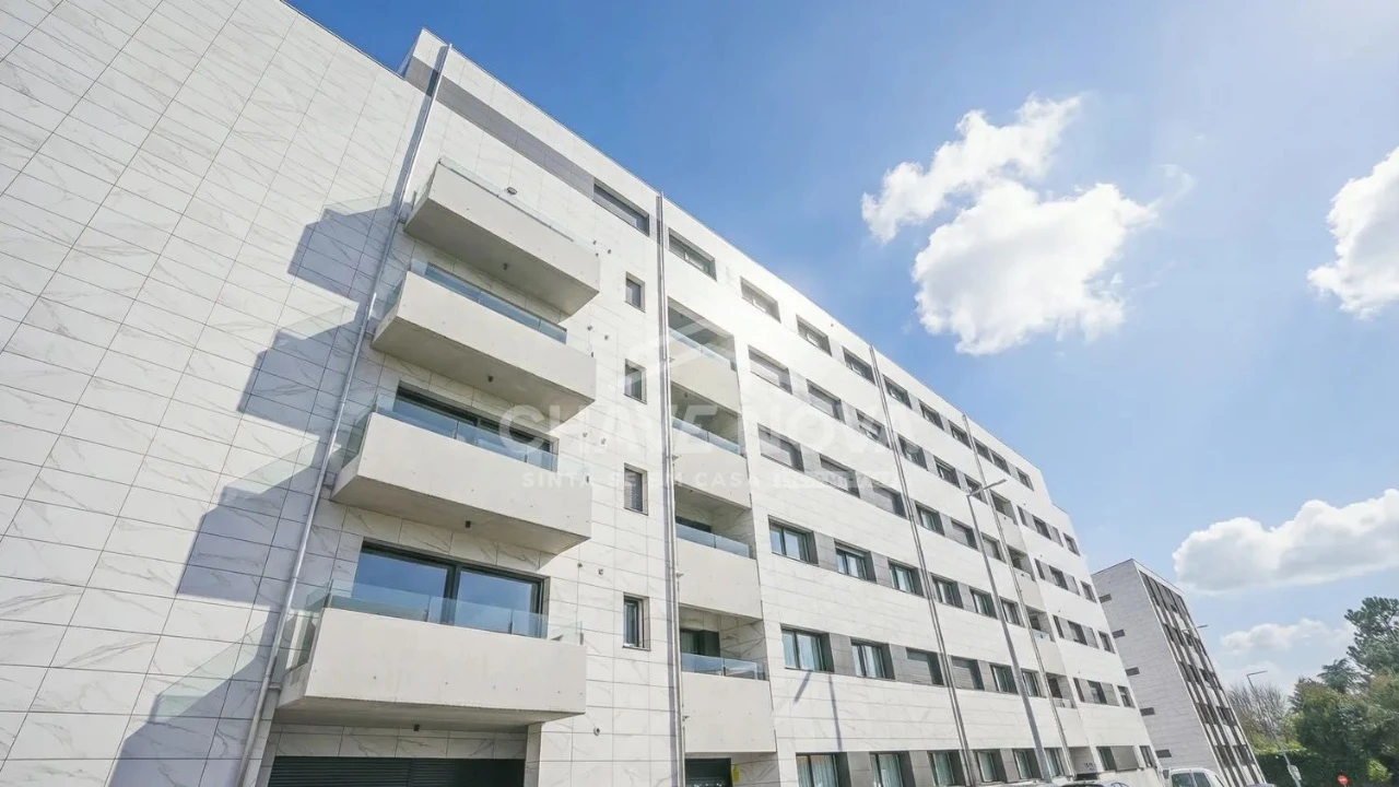 Apartamento T2 para Venda em Vila Nova de Gaia Foto 9