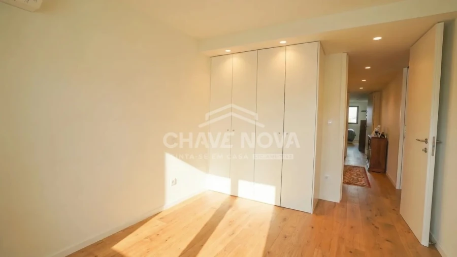 Apartamento T2 para Venda em Vila Nova de Gaia Foto 14