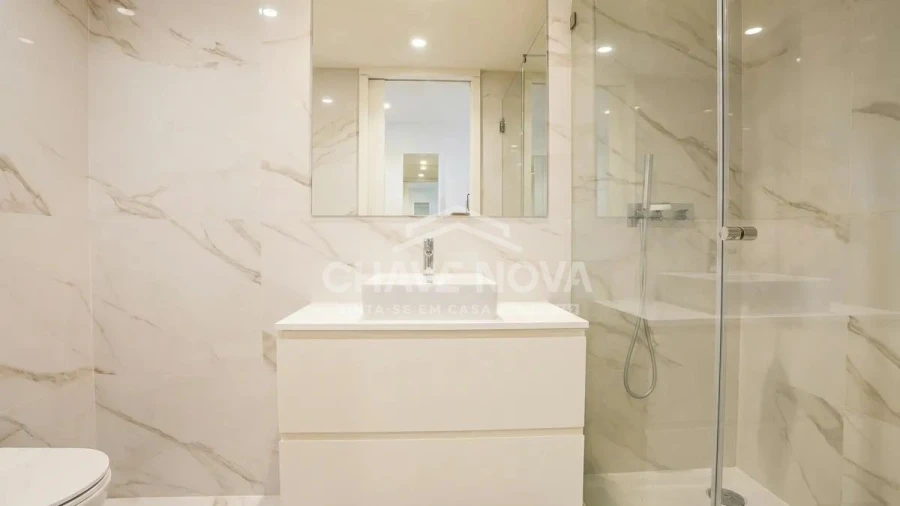 Apartamento T2 para Venda em Vila Nova de Gaia Foto 15