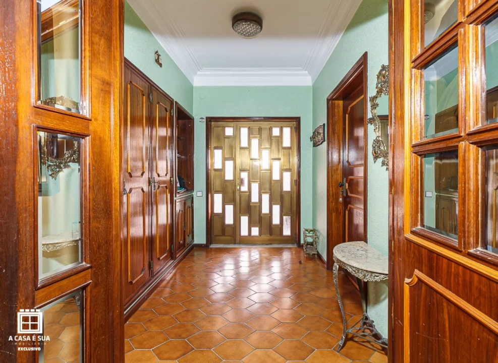 Moradia T4 para Venda em Baguim do Monte Foto 6