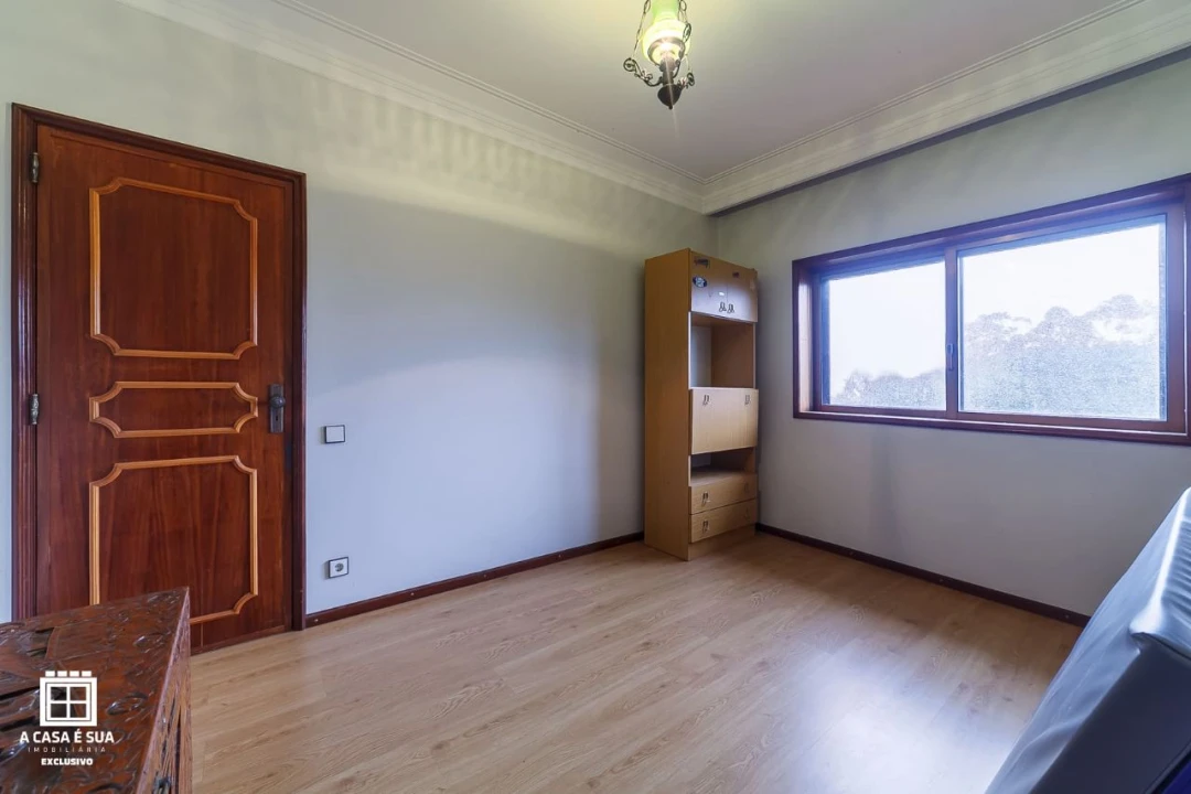 Moradia T4 para Venda em Baguim do Monte Foto 20