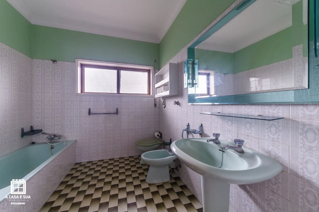 Moradia T4 para Venda em Baguim do Monte Foto 23