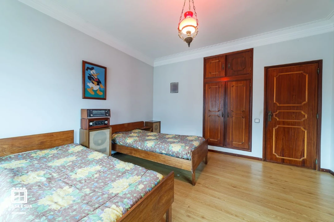 Moradia T4 para Venda em Baguim do Monte Foto 22