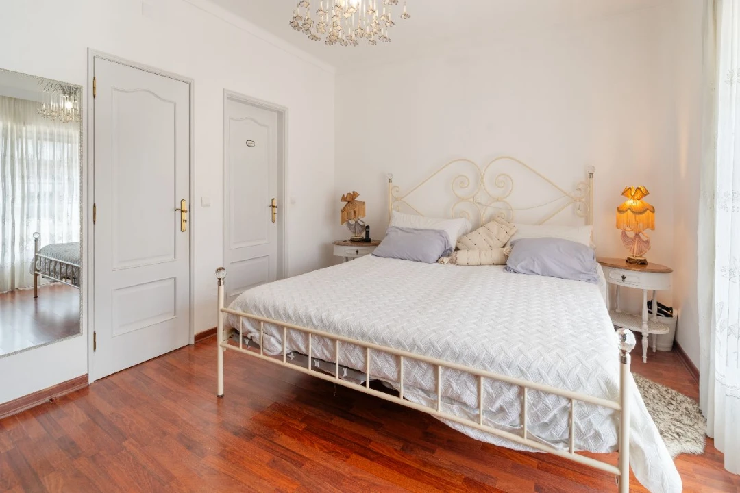 Moradia T2 para Venda em Benta Foto 3