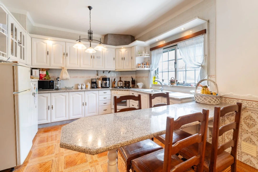 Moradia T2 para Venda em Benta Foto 12