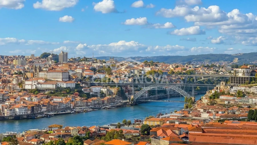 Apartamento T0 para Venda em Vila Nova de Gaia Foto 1