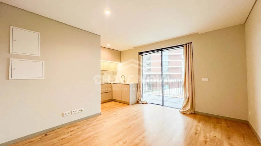 Apartamento T0 para Venda em Vila Nova de Gaia Foto 6