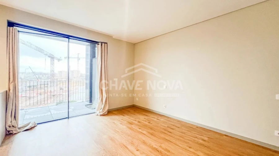 Apartamento T0 para Venda em Vila Nova de Gaia Foto 7