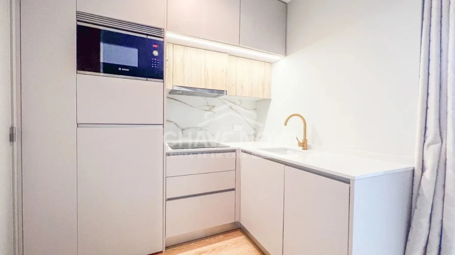 Apartamento T0 para Venda em Vila Nova de Gaia Foto 10