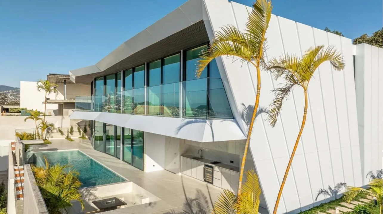 Moradia T4 para Venda em Funchal Foto 3