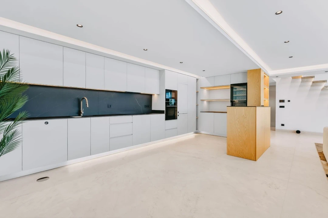 Moradia T4 para Venda em Funchal Foto 38