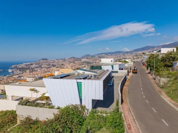 Moradia T4 para Venda em Funchal