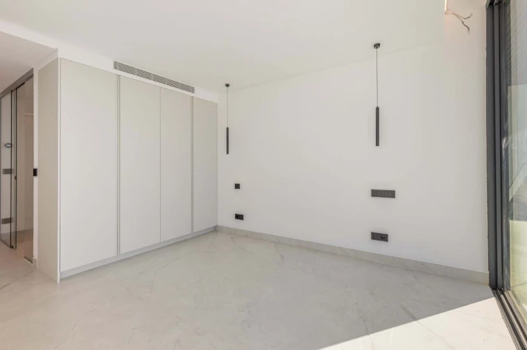 Moradia T4 para Venda em Funchal Foto 33