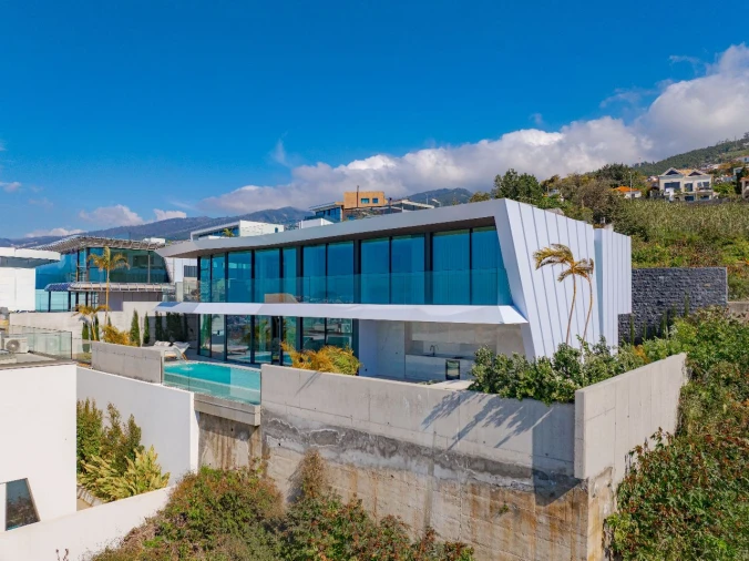 Moradia T4 para Venda em Funchal Foto 3