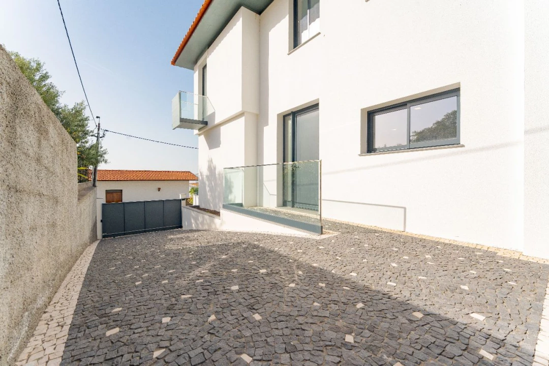 Moradia T3 para Venda em Funchal Foto 3