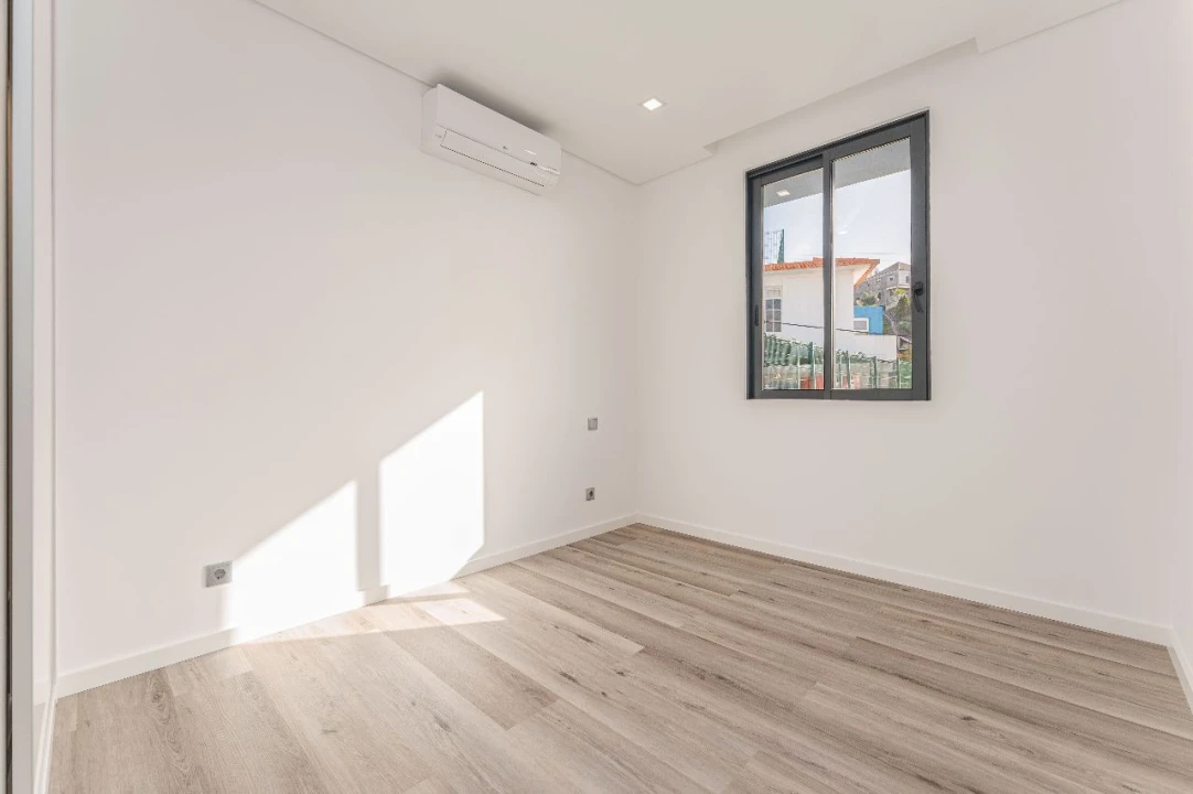 Moradia T3 para Venda em Funchal Foto 27