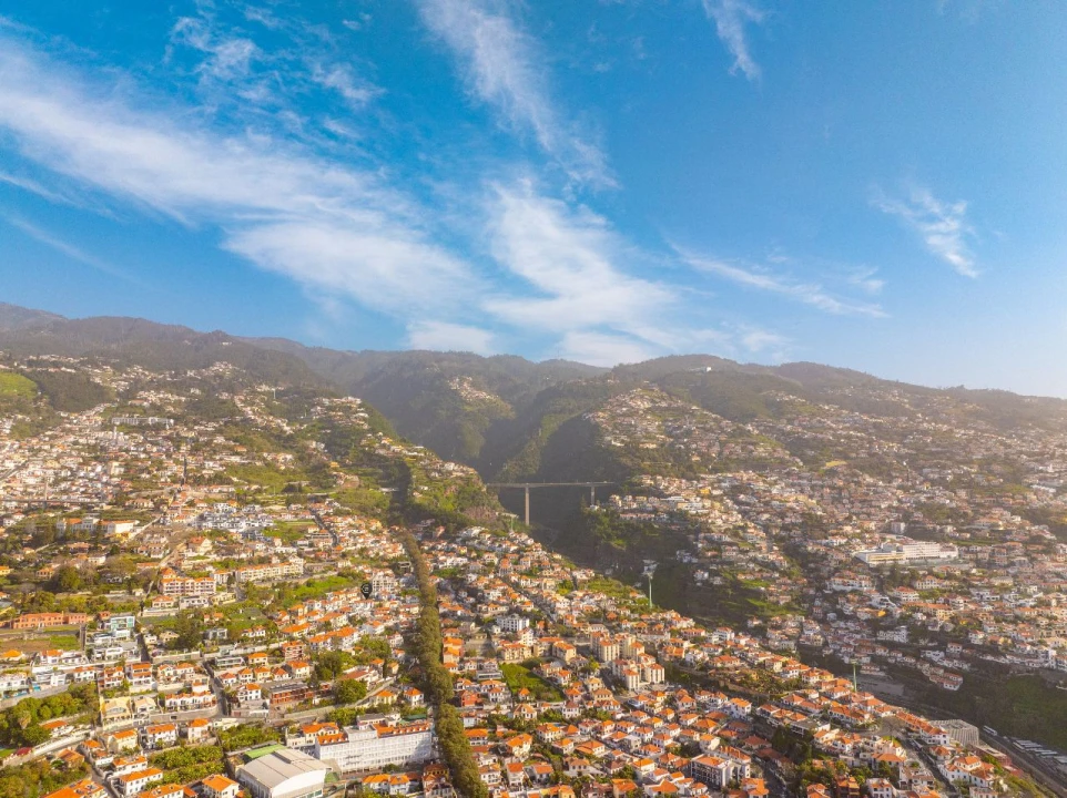 Moradia T3 para Venda em Funchal Foto 51