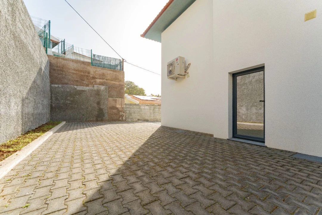 Moradia T3 para Venda em Funchal Foto 44