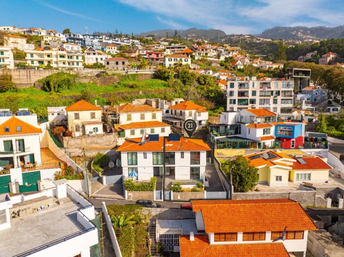 Moradia T3 para Venda em Funchal Foto 2