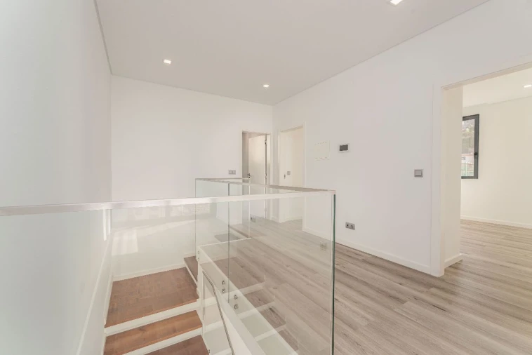 Moradia T3 para Venda em Funchal Foto 24