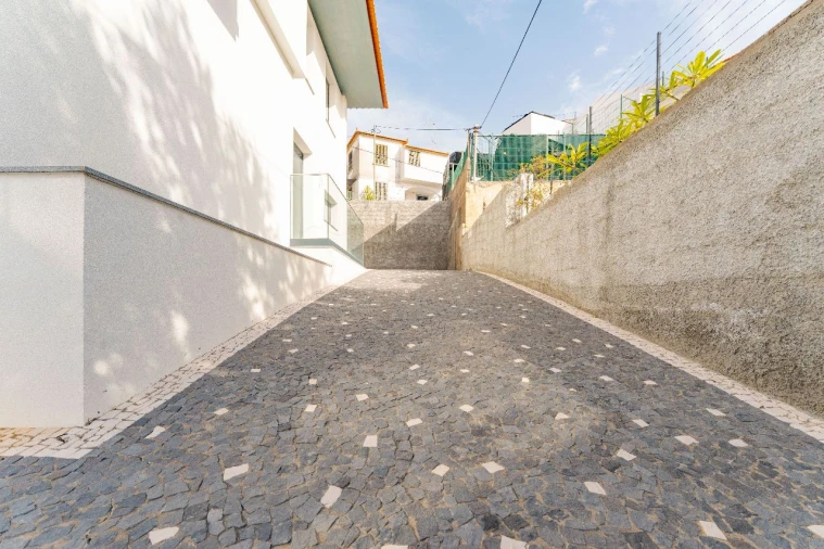 Moradia T3 para Venda em Funchal Foto 41