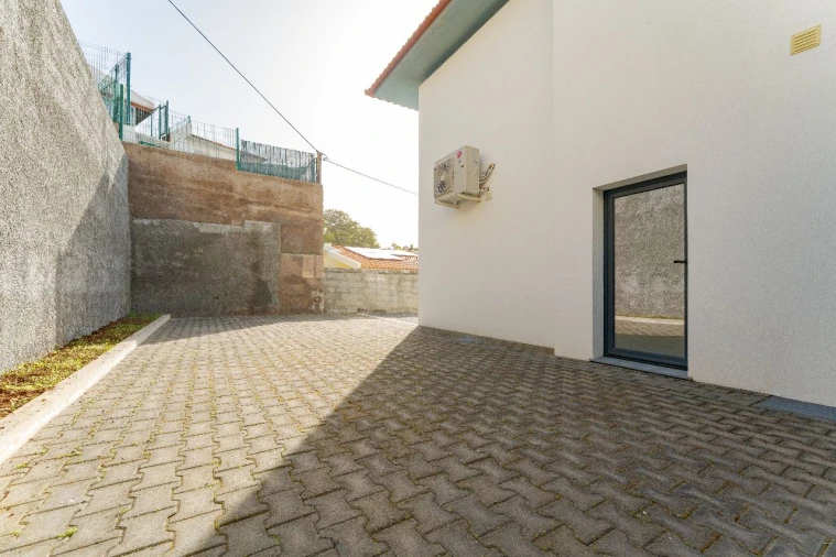 Moradia T3 para Venda em Funchal Foto 44