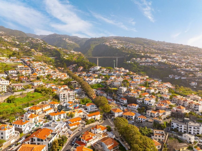 Moradia T3 para Venda em Funchal Foto 54