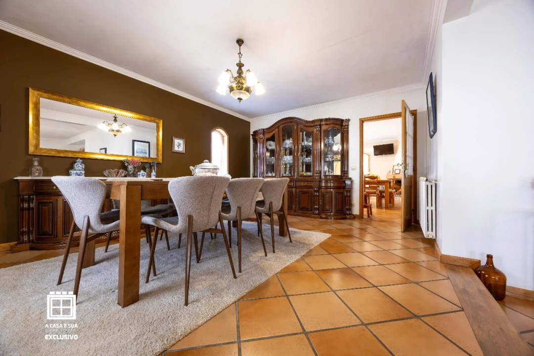 Moradia T4 para Venda em Avanca Foto 9