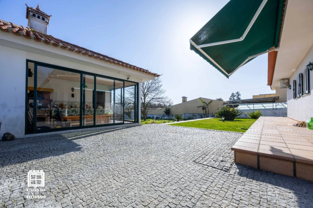 Moradia T4 para Venda em Avanca Foto 43