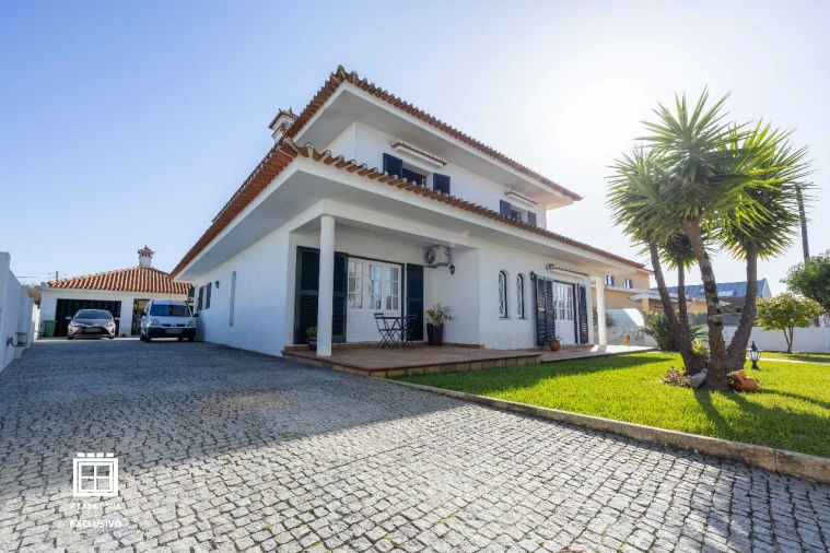 Moradia T4 para Venda em Avanca Foto 49