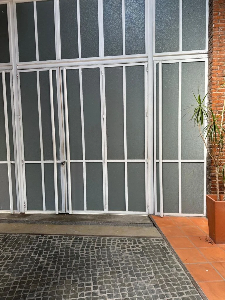 Negócio para Arrendamento em Porto Foto 8