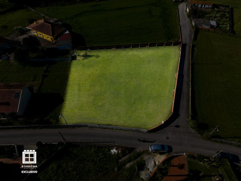 Terreno para Venda em Pardilhó Foto 2