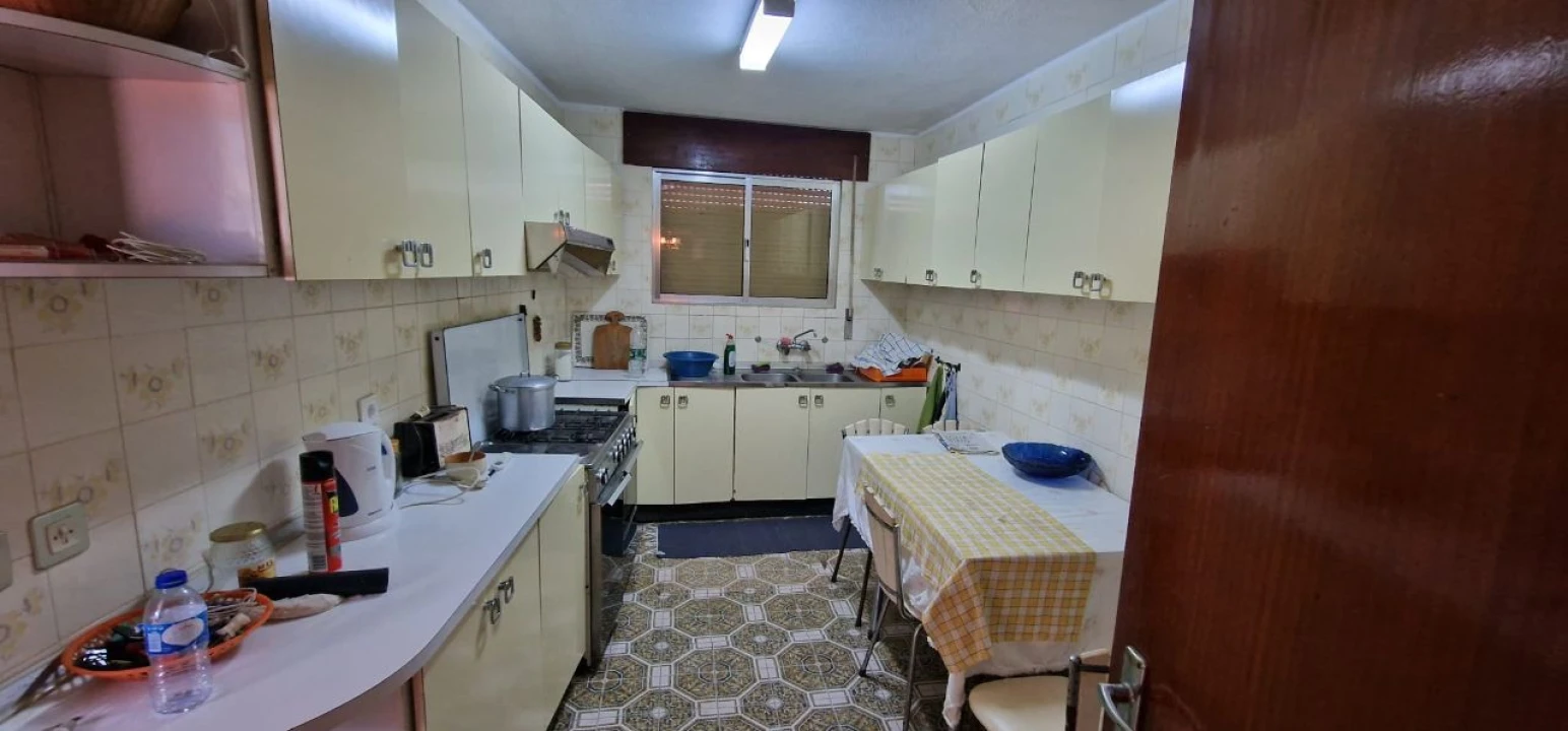 Moradia T4 para Venda em Serra de Água Foto 5