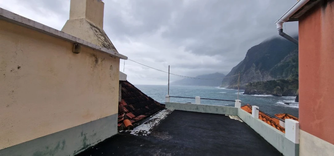 Moradia T4 para Venda em Serra de Água Foto 3