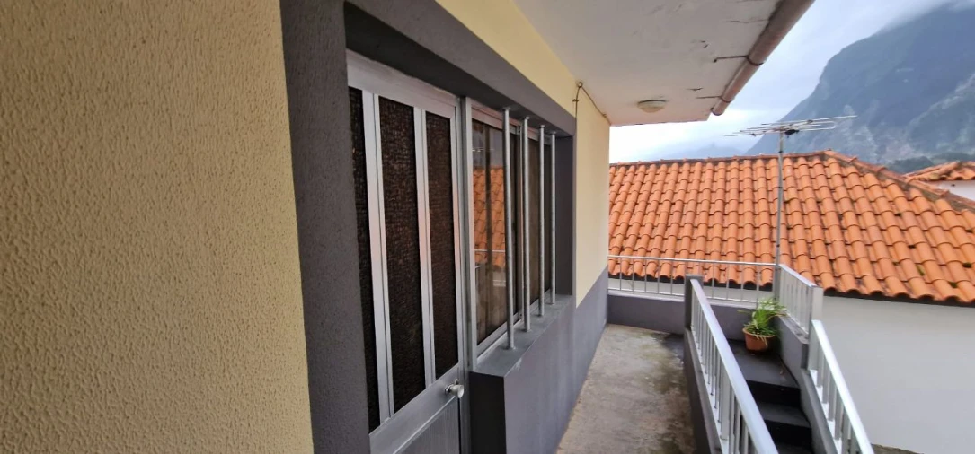 Moradia T4 para Venda em Serra de Água Foto 4