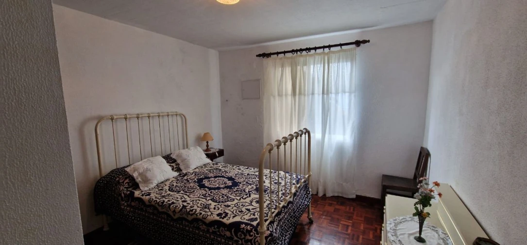 Moradia T4 para Venda em Serra de Água Foto 9