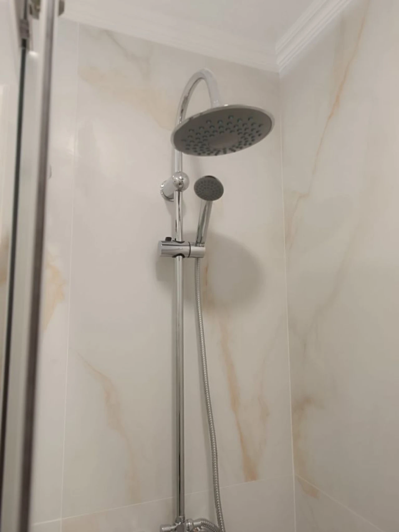 Apartamento T2 para Venda em Rua Mouzinho de Albuquerque Foto 9